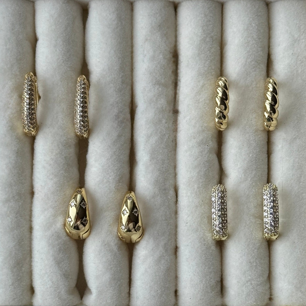 Adorné Silver Earrings